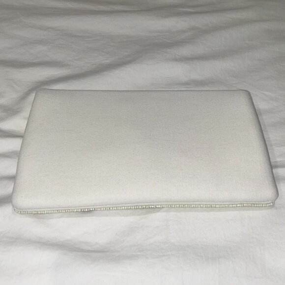 Floral Embroidered Clutch - Picture 5 of 9